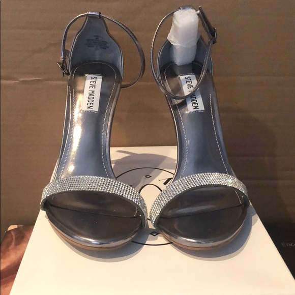 Steve Madden ‘Stecy-S’ Sandal in Pewter NEVER WORN - Picture 1 of 4